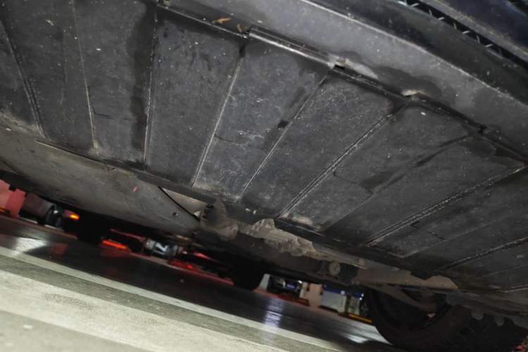 Used Mercedes-Benz B-Class 2017 B 200 Luxury Model Chassis Front