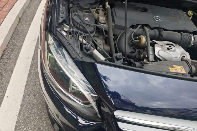 Used Mercedes-Benz B-Class 2017 B 200 Fashion Model Engine Bay Right