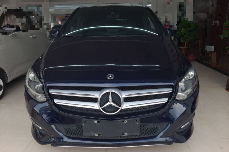 Used Mercedes-Benz B-Class 2017 B 200 Sport Edition Exterior 1