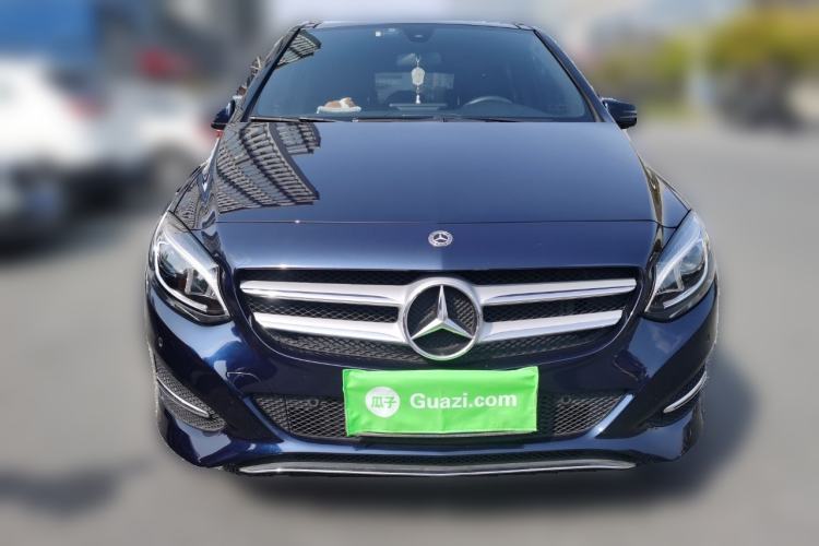 Used Mercedes-Benz B-Class 2017 B 200 Fashion Model Exterior 1