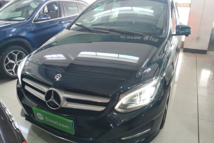 Used Mercedes-Benz B-Class 2017 B 200 Fashion Model Front