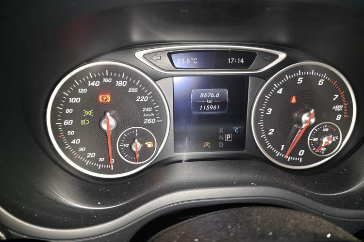 Used Mercedes-Benz B-Class 2017 B 200 Fashion Model Instrument Cluster