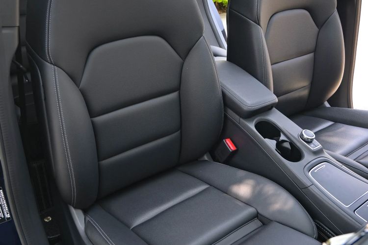 Used Mercedes-Benz B-Class 2017 B 200 Fashion Model Interior 8