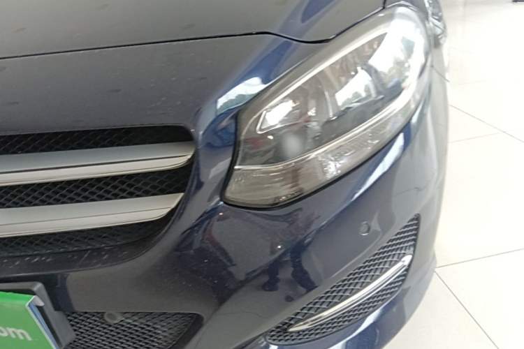 Used Mercedes-Benz B-Class 2017 B 200 Sport Edition Left Front Headlight