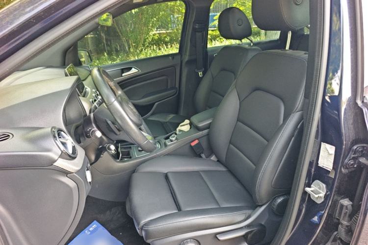 Used Mercedes-Benz B-Class 2017 B 200 Sport Edition Left Front Seat