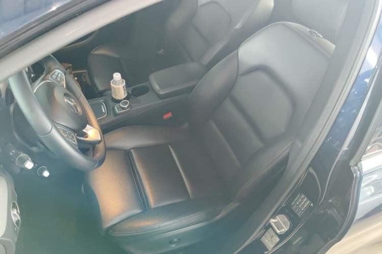 Used Mercedes-Benz B-Class 2017 B 200 Fashion Model Left Front Seat