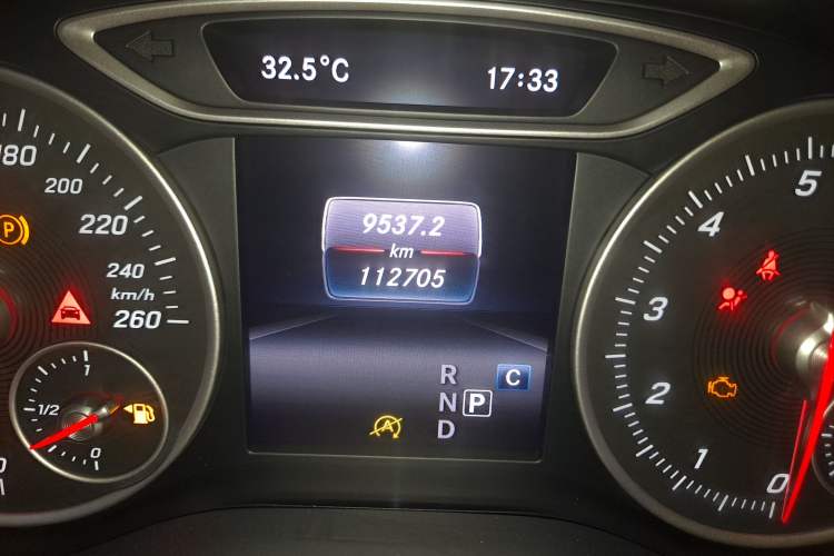 Used Mercedes-Benz B-Class 2017 B 200 Sport Edition Odometer Close Up