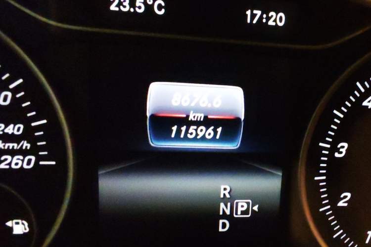 Used Mercedes-Benz B-Class 2017 B 200 Fashion Model Odometer Close Up