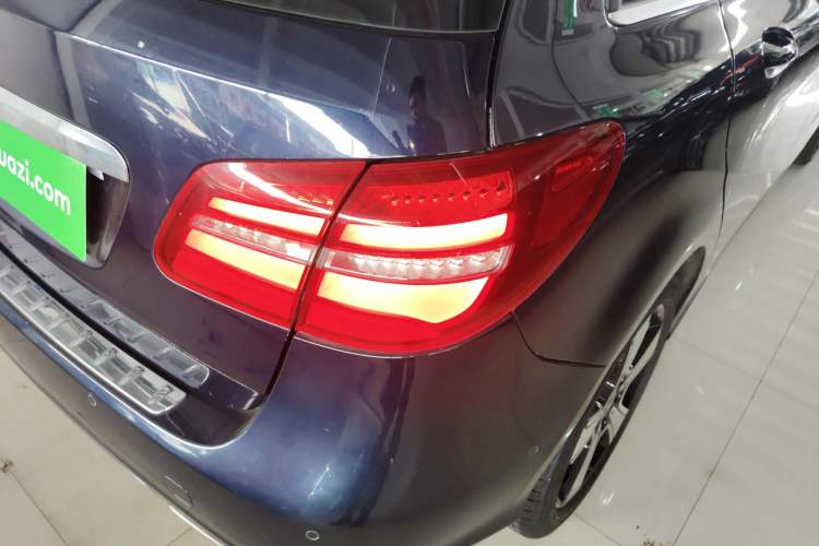 Used Mercedes-Benz B-Class 2017 B 200 Fashion Model Right Rear Taillight