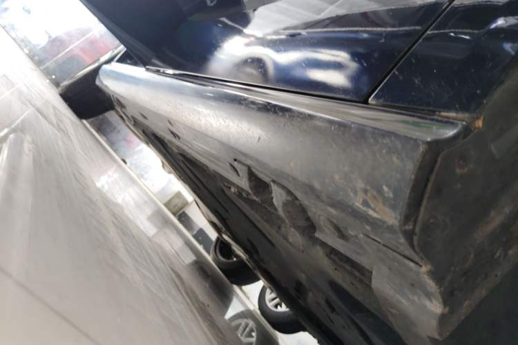 Used Mercedes-Benz B-Class 2017 B 200 Fashion Model Right Side Sill