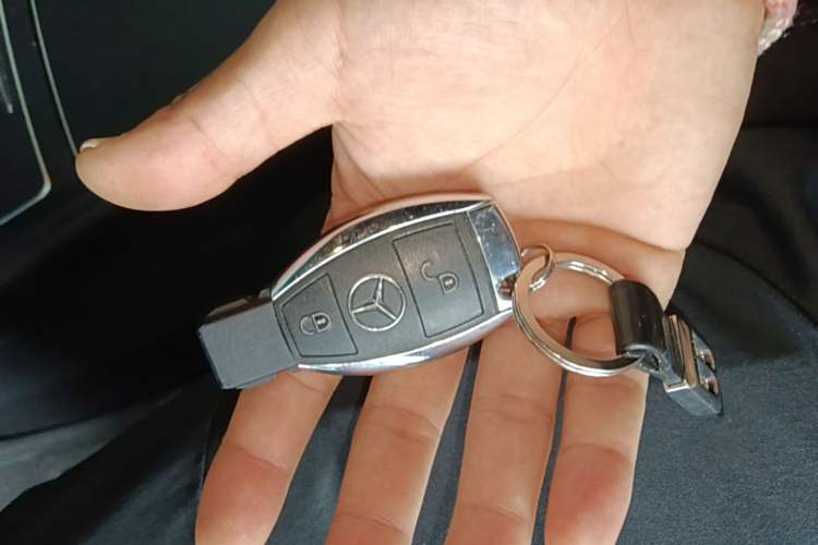 Used Mercedes-Benz B-Class 2017 B 200 Sport Edition Vehicle Key