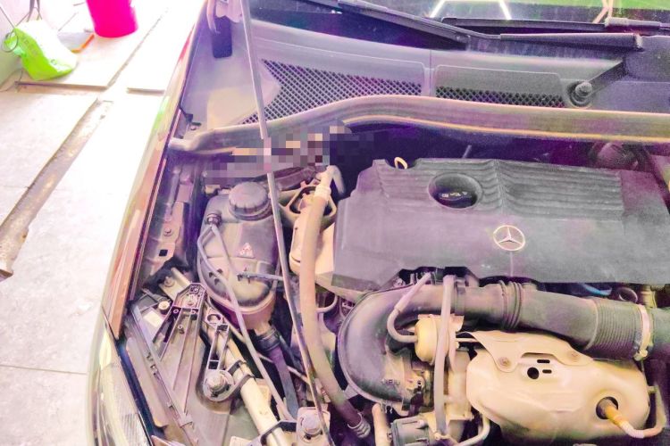 Used Mercedes-Benz B-Class 2017 B 200 Fashion Model Engine Bay Right