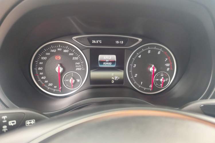 Used Mercedes-Benz B-Class 2017 B 200 Sport Edition Odometer Close Up