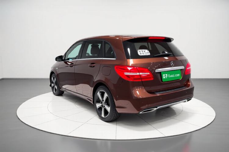 Used Mercedes-Benz B-Class 2017 B 200 Fashion Model Rear Left 45 Deg