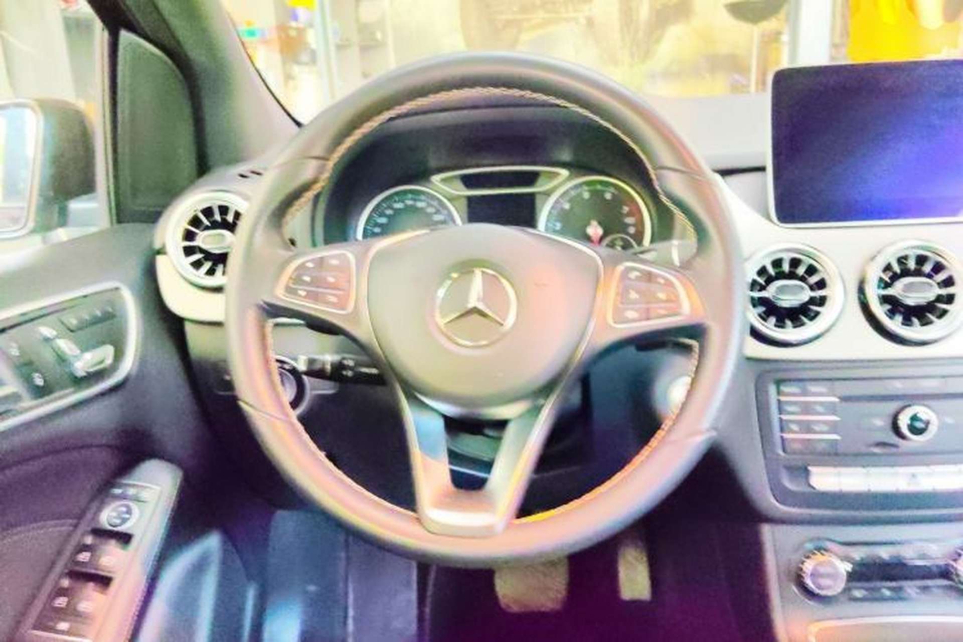 Used Mercedes-Benz B-Class 2017 B 200 Fashion Model Steering Wheel
