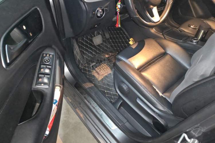 Used Mercedes-Benz B-Class 2017 B 200 Sport Edition Driver Seat