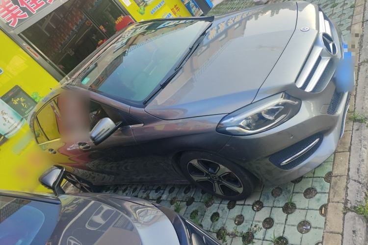 Used Mercedes-Benz B-Class 2017 B 200 Fashion Model Exterior 2