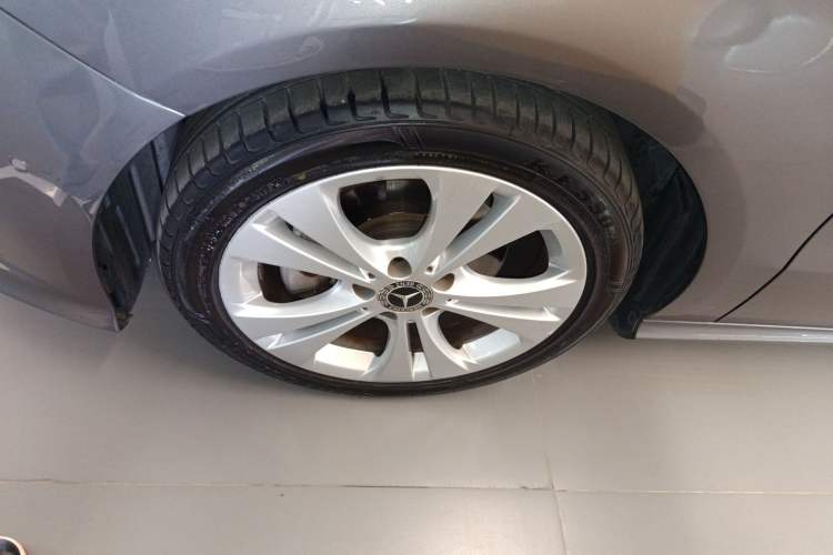 Used Mercedes-Benz B-Class 2017 B 200 Sport Edition Exterior 4