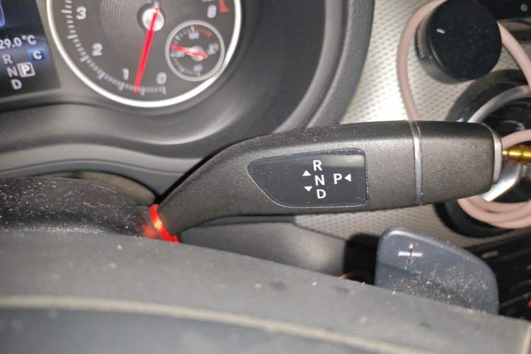 Used Mercedes-Benz B-Class 2017 B 200 Sport Edition Gear Lever