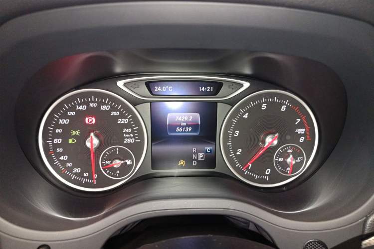 Used Mercedes-Benz B-Class 2017 B 200 Sport Edition Instrument Cluster