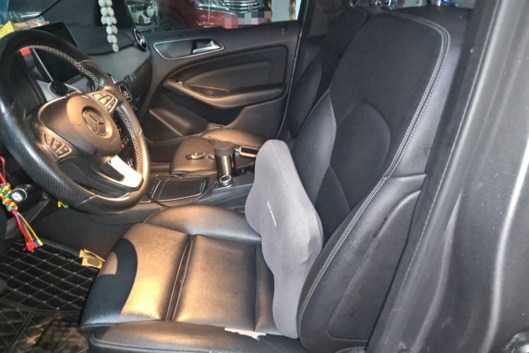 Used Mercedes-Benz B-Class 2017 B 200 Sport Edition Left Front Seat