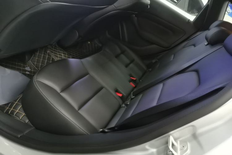 Used Mercedes-Benz B-Class 2017 B 200 Sport Edition Left Rear Seat