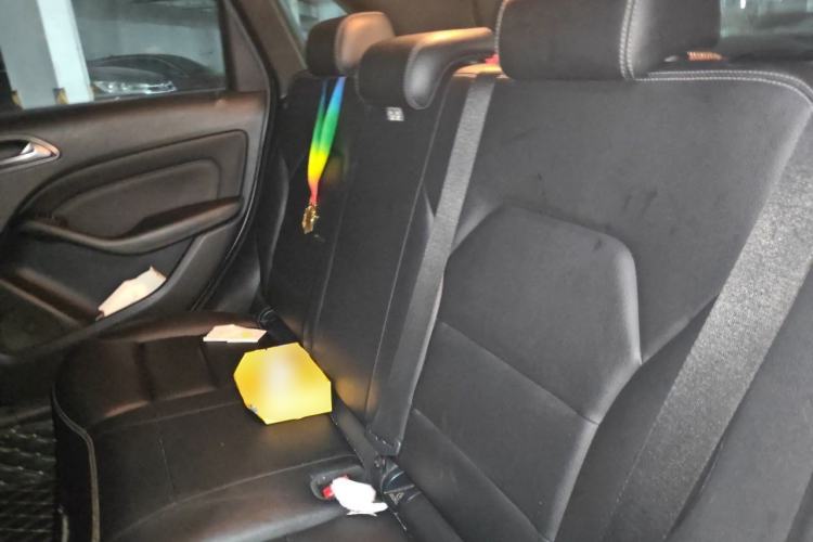 Used Mercedes-Benz B-Class 2017 B 200 Sport Edition Left Rear Seat