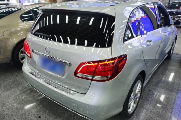 Used Mercedes-Benz B-Class 2017 B 200 Sport Edition Rear Right 45 Deg