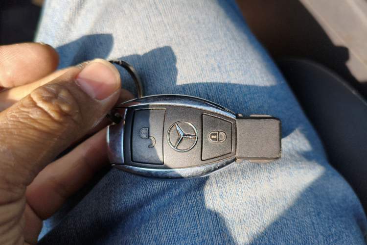 Used Mercedes-Benz B-Class 2017 B 200 Fashion Model Vehicle Key