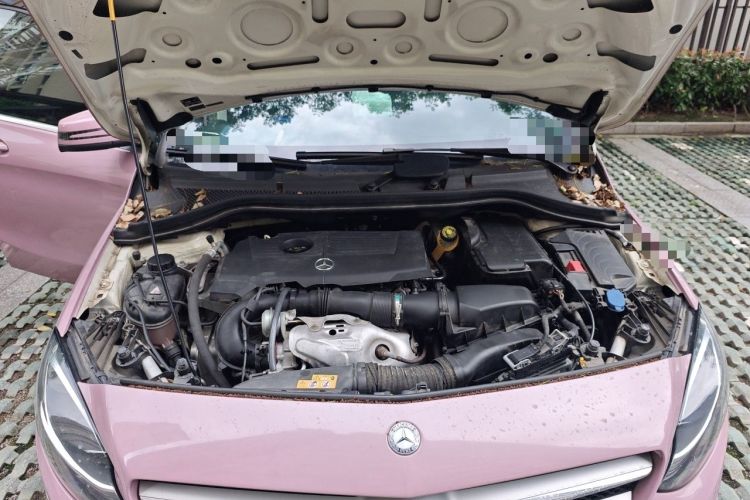 Used Mercedes-Benz B-Class 2017 B 200 Sport Edition Engine Bay