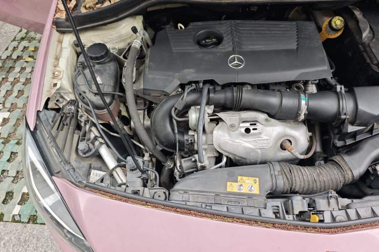Used Mercedes-Benz B-Class 2017 B 200 Sport Edition Engine Bay Right