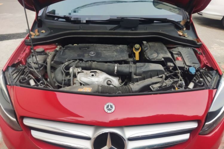 Used Mercedes-Benz B-Class 2017 B 200 Sport Edition Engine Bay