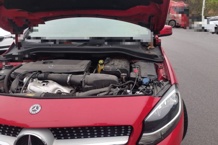 Used Mercedes-Benz B-Class 2017 B 200 Sport Edition Engine Bay Left