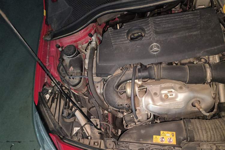 Used Mercedes-Benz B-Class 2017 B 200 Fashion Model Engine Bay Right