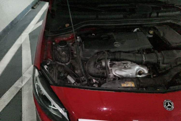 Used Mercedes-Benz B-Class 2017 B 200 Fashion Model Engine Bay Right