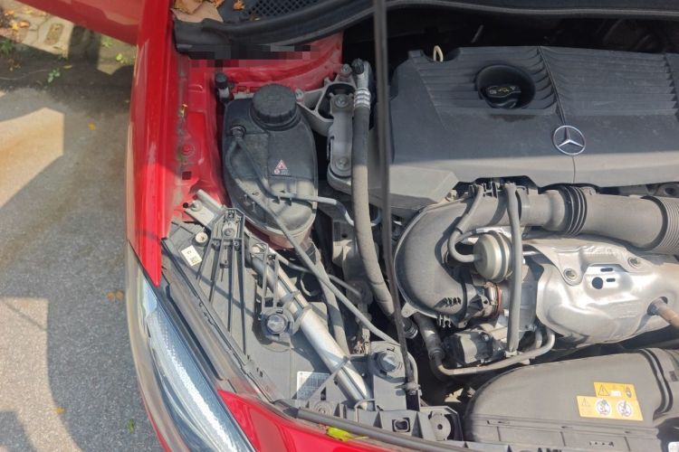 Used Mercedes-Benz B-Class 2017 B 200 Fashion Model Engine Bay Right