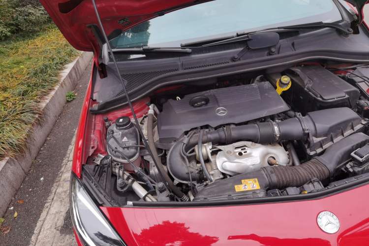 Used Mercedes-Benz B-Class 2017 B 200 Sport Edition Engine Bay Right