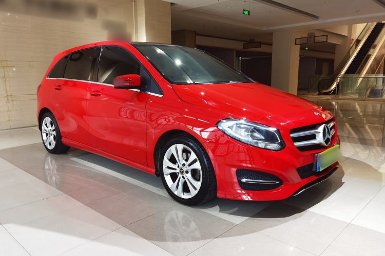 Used Mercedes-Benz B-Class 2017 B 200 Sport Edition Exterior 2