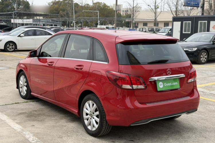 Used Mercedes-Benz B-Class 2017 B 180 Exterior 2