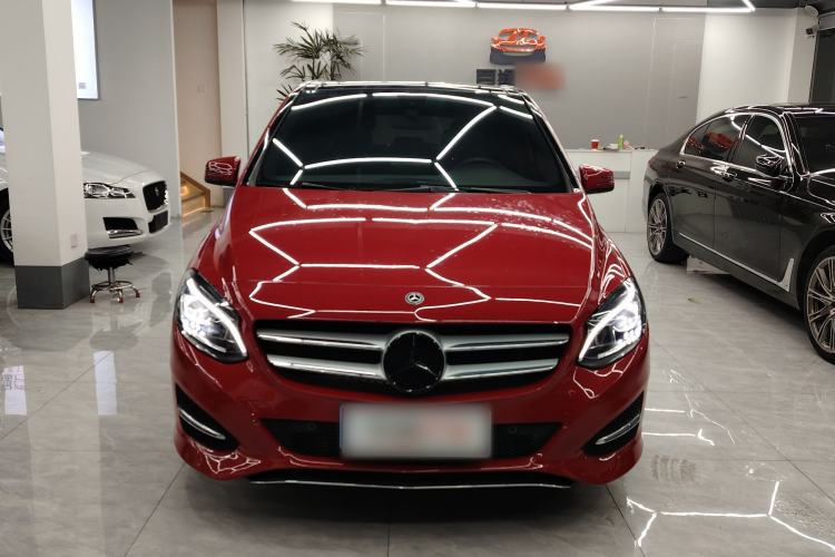 Used Mercedes-Benz B-Class 2017 B 200 Fashion Model Exterior 5