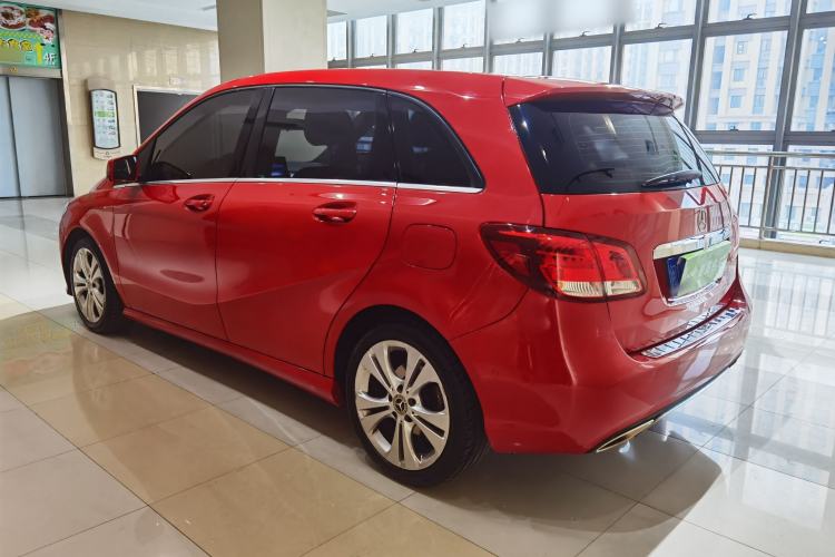 Used Mercedes-Benz B-Class 2017 B 200 Sport Edition Exterior 6