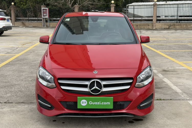 Used Mercedes-Benz B-Class 2017 B 180 Exterior 6