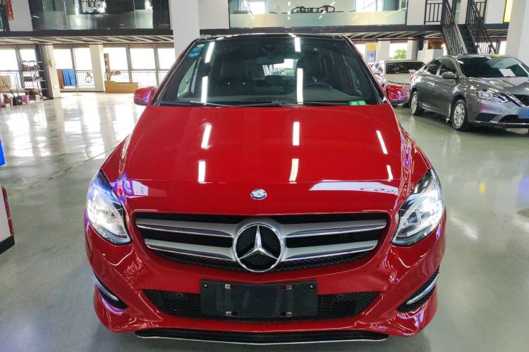 Used Mercedes-Benz B-Class 2017 B 200 Fashion Model Front
