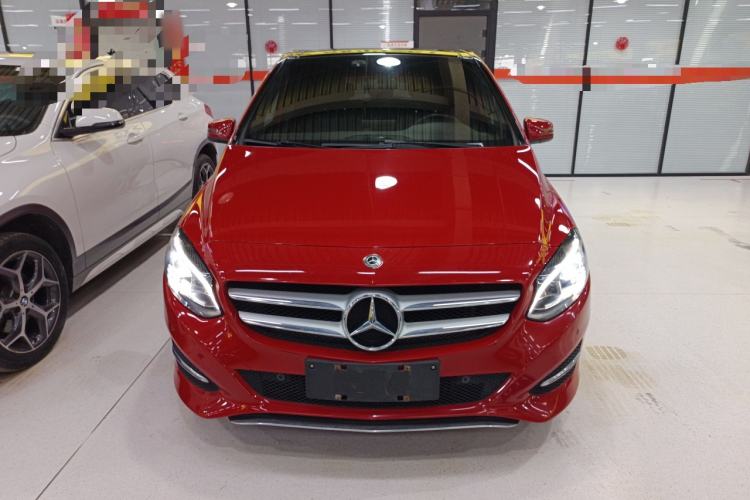 Used Mercedes-Benz B-Class 2017 B 200 Fashion Model Front