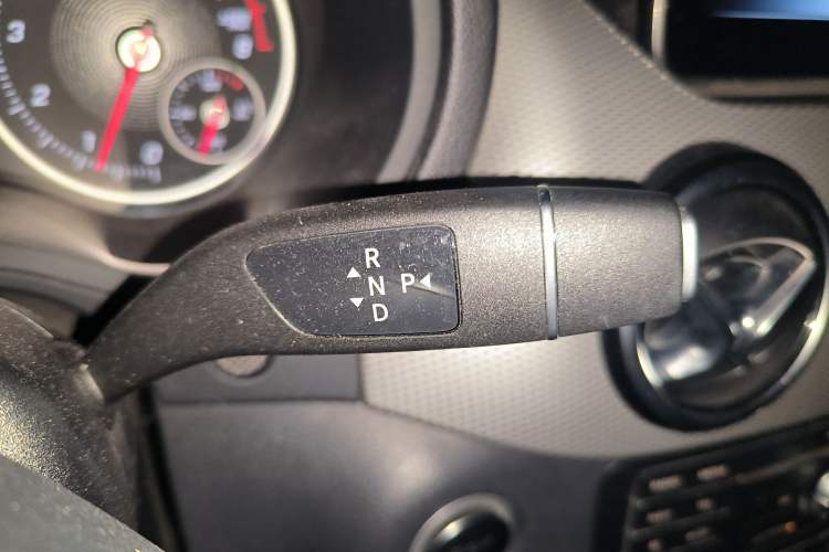 Used Mercedes-Benz B-Class 2017 B 200 Fashion Model Gear Lever