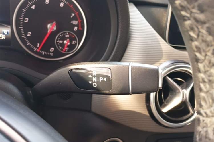 Used Mercedes-Benz B-Class 2017 B 180 Gear Lever
