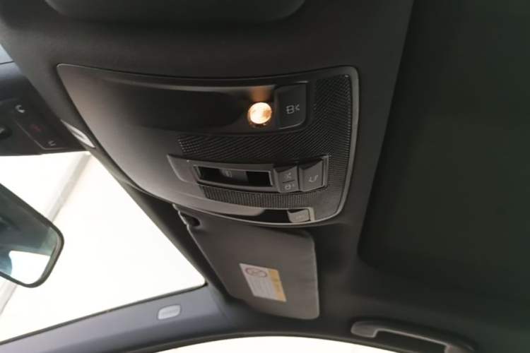Used Mercedes-Benz B-Class 2017 B 200 Sport Edition Headliner