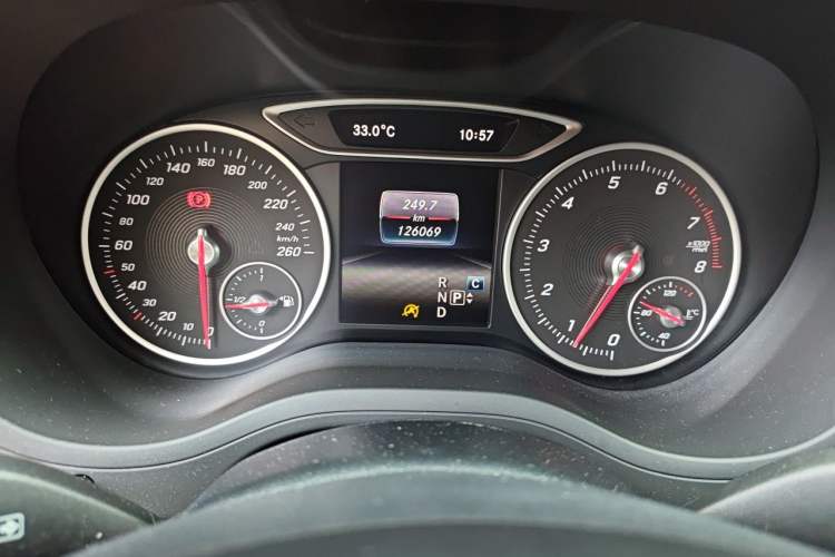 Used Mercedes-Benz B-Class 2017 B 200 Fashion Model Instrument Cluster