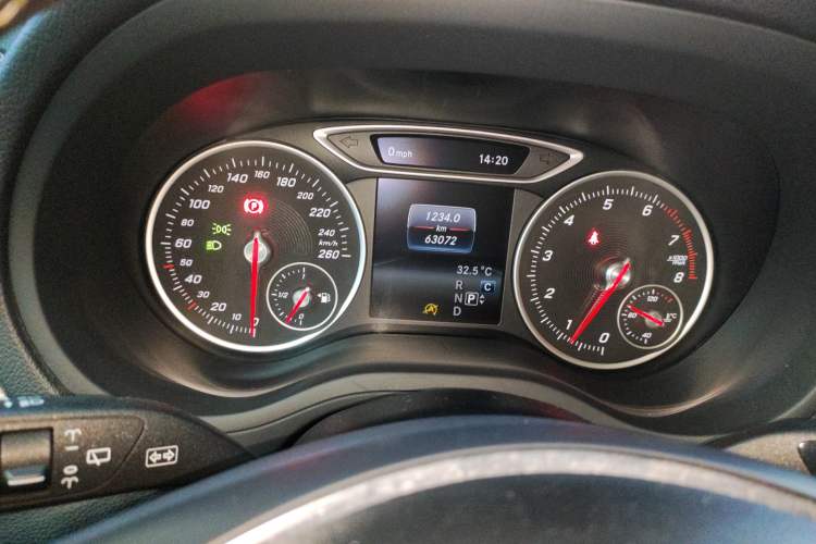 Used Mercedes-Benz B-Class 2017 B 200 Fashion Model Instrument Cluster