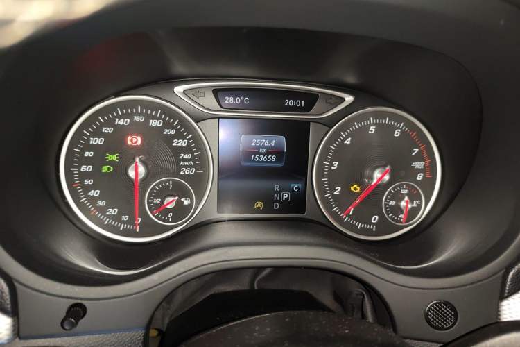 Used Mercedes-Benz B-Class 2017 B 200 Sport Edition Instrument Cluster
